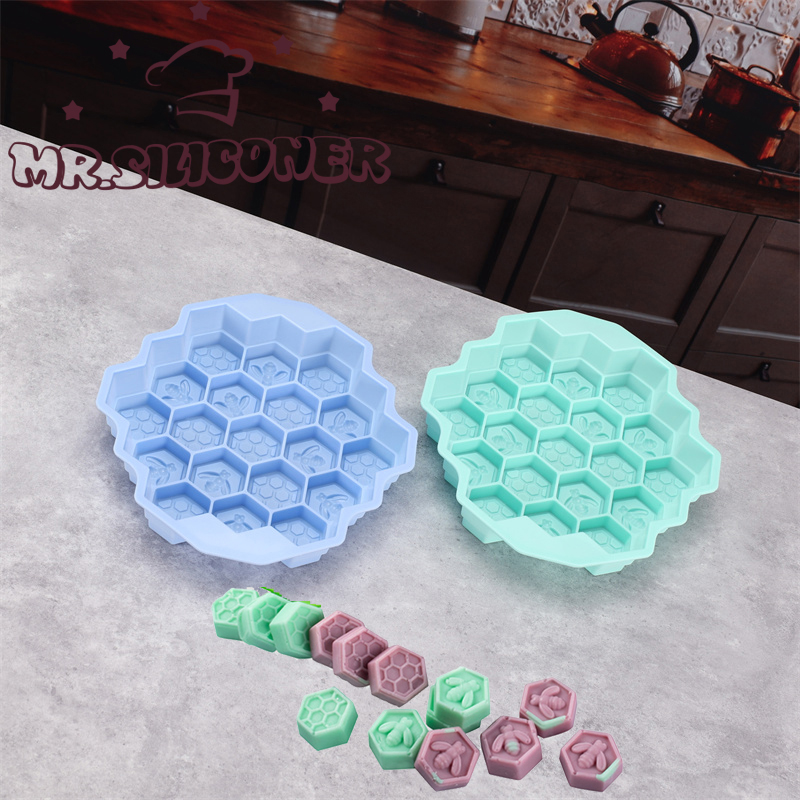 Silicone 19 Mobile Bee Honeyco - Eco Soap ulasan dan harga